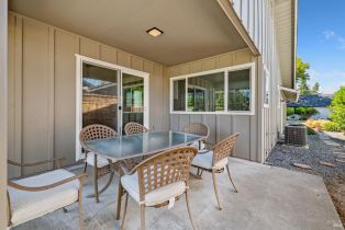 Single Family Residence,  Oak Island circle, Santa Rosa, CA 95409 - 22