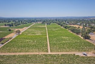 Single Family Residence,  Pleasant avenue, Windsor, CA 95403 - 16