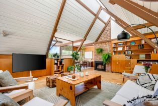 Single Family Residence,  Hyland court, Santa Rosa, CA 95404 - 3