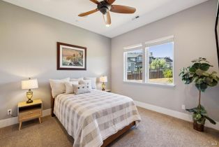Single Family Residence,  Royal Manor place, Santa Rosa, CA 95404 - 79