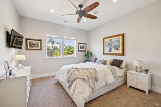 Single Family Residence,  Royal Manor place, Santa Rosa, CA 95404 - 68