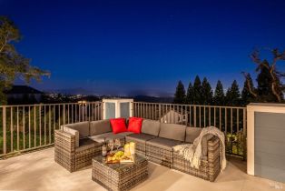 Single Family Residence,  Royal Manor place, Santa Rosa, CA 95404 - 76