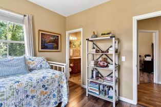 Condominium, Healdsburg avenue, Cloverdale, CA 95425 - 25