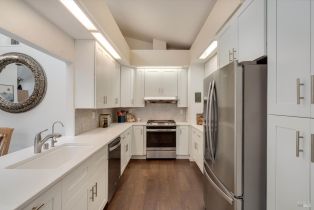 Condominium,  Stonefield lane, Santa Rosa, CA 95403 - 6