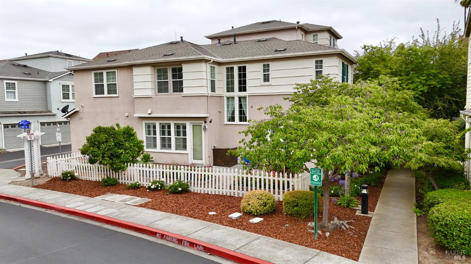 Single Family Residence, Appollo court, Napa, CA 94559 - 1