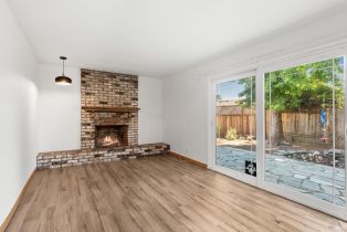 Single Family Residence, Emerald Park court, Santa Rosa, CA 95409 - 15