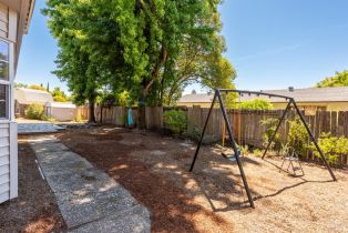 Single Family Residence, Emerald Park court, Santa Rosa, CA 95409 - 34