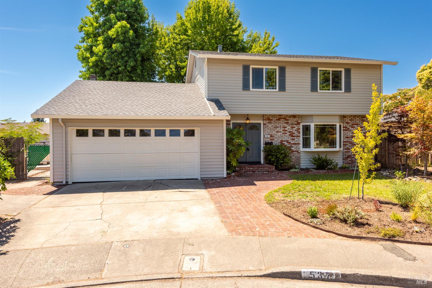 Single Family Residence, Emerald Park court, Santa Rosa, CA 95409 - 1
