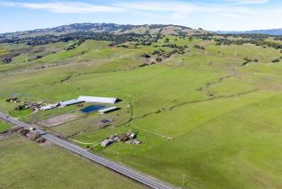 Single Family Residence,  Old Adobe road, Petaluma, CA 94954 - 12