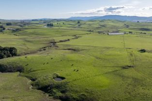 Single Family Residence,  Old Adobe road, Petaluma, CA 94954 - 17