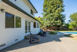 Single Family Residence,  Lakewood drive, Windsor, CA 95492 - 46