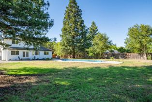 Single Family Residence,  Lakewood drive, Windsor, CA 95492 - 56