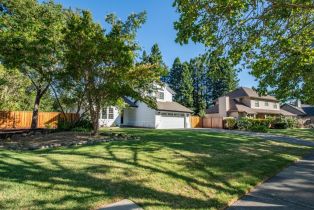 Single Family Residence,  Lakewood drive, Windsor, CA 95492 - 63