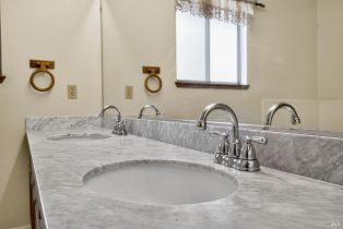 Single Family Residence,  Hastings court, Santa Rosa, CA 95405 - 32