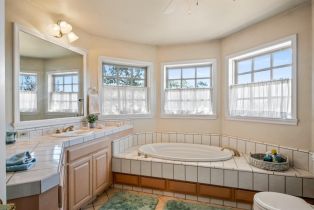 Single Family Residence,  Lawndale road, Kenwood, CA 95452 - 24