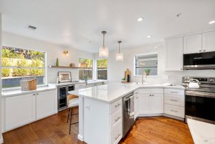 Single Family Residence,  Winestone court, Napa, CA 94558 - 4