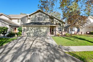Single Family Residence, 16 Winestone Ct, Napa, CA  Napa, CA 94558