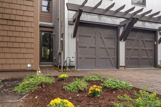 Townhouse,  Grove street, Healdsburg, CA 95448 - 3