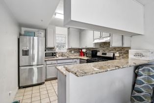 Condominium,  Burgundy court, Petaluma, CA 94954 - 9