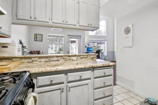 Condominium,  Burgundy court, Petaluma, CA 94954 - 12