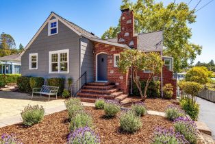 Single Family Residence, 203 E 1st St, Napa, CA  Napa, CA 94559