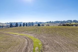 Land, 6000 Petersen Rd, Sebastopol, CA  Sebastopol, CA 95472