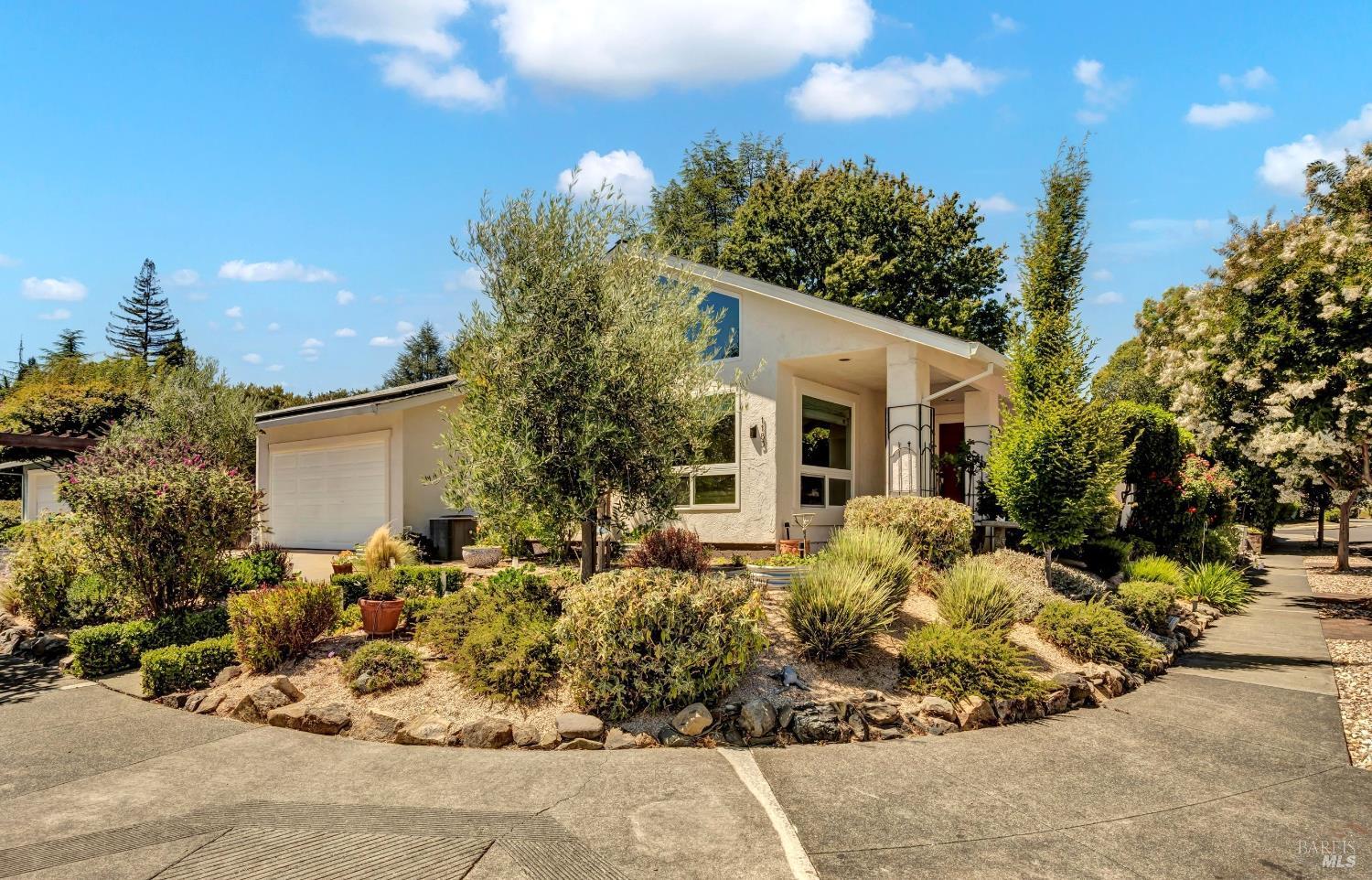 Single Family Residence, Mountain View circle, Napa, CA 94558 - 1