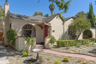 Single Family Residence, 420 Montgomery St, Napa, CA  Napa, CA 94559