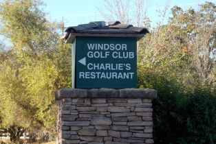 Single Family Residence,  Golf Course drive, Windsor, CA 95492 - 38