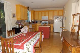 Single Family Residence,  Golf Course drive, Windsor, CA 95492 - 9