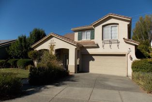 Single Family Residence, 1349 Golf Course Dr, Windsor, CA  Windsor, CA 95492