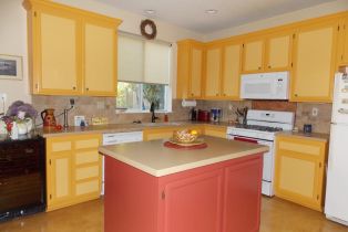 Single Family Residence,  Golf Course drive, Windsor, CA 95492 - 11