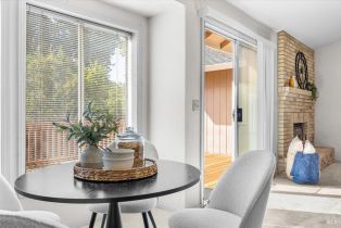 Single Family Residence,  Tee drive, Healdsburg, CA 95448 - 13