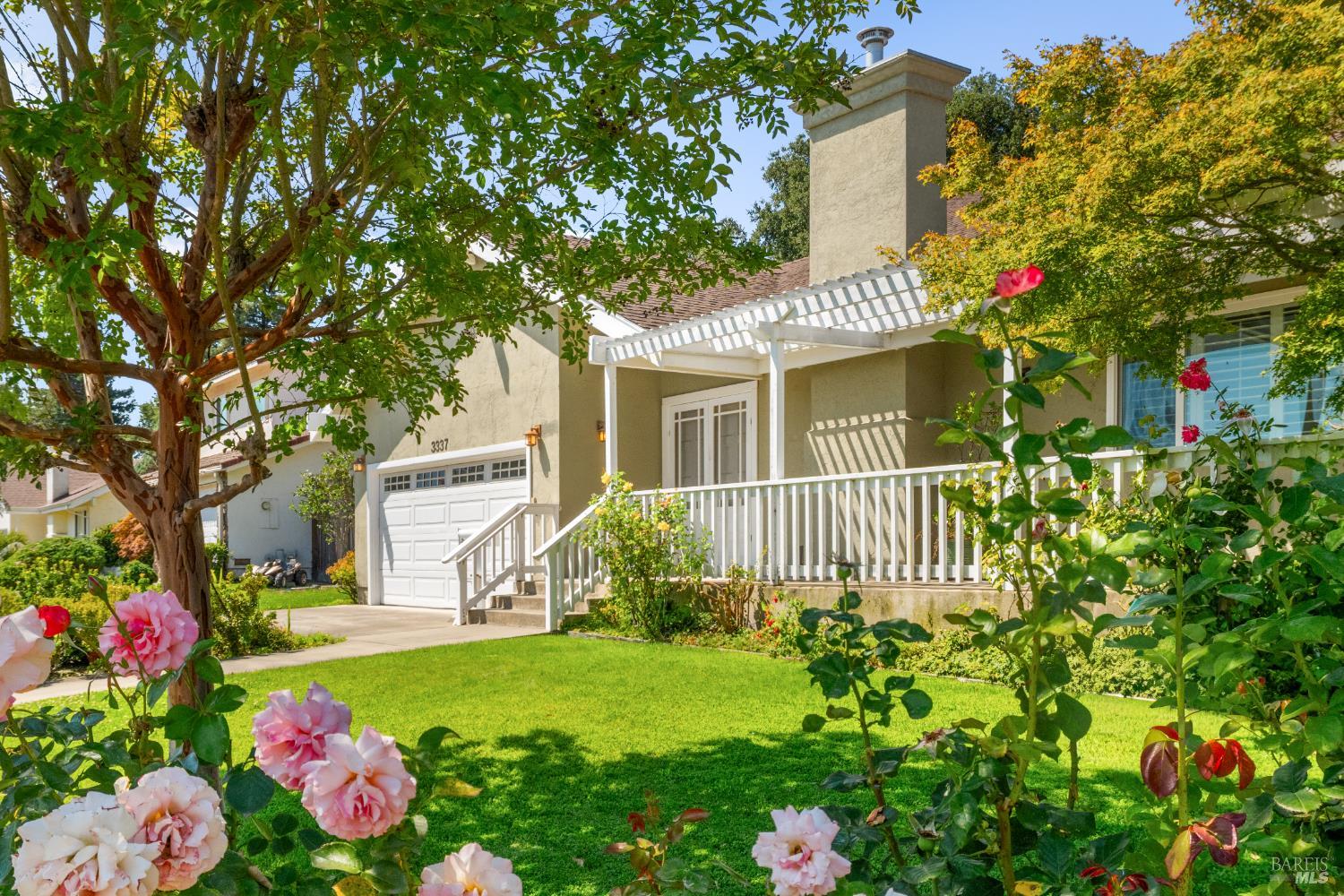 Single Family Residence, Kensington circle, Napa, CA 94558 - 1