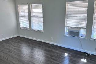 Halfplex,  North street, Healdsburg, CA 95448 - 11