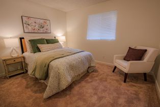 Condominium,  Petaluma boulevard, Petaluma, CA 94952 - 3