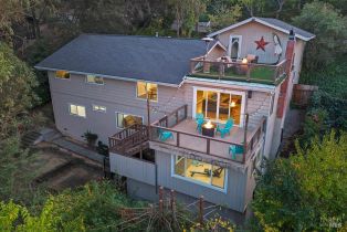 Single Family Residence, 12 Haven Dr, Petaluma, CA  Petaluma, CA 94952