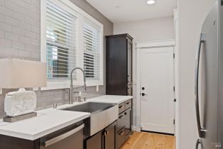 Single Family Residence,  Grayson way, Healdsburg, CA 95448 - 7