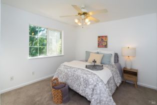 Condominium,  La Esplanada place, Santa Rosa, CA 95404 - 3