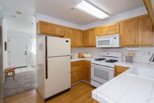 Condominium,  La Esplanada place, Santa Rosa, CA 95404 - 6