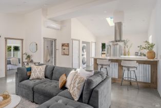 Single Family Residence, 390 Treehaven Ln, Kenwood, CA  Kenwood, CA 95452