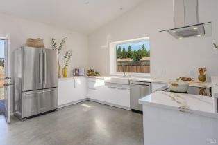 Single Family Residence,  Treehaven lane, Kenwood, CA 95452 - 4