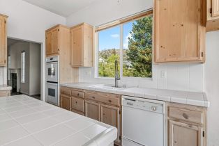 Single Family Residence,  Owl Hill avenue, Santa Rosa, CA 95409 - 18