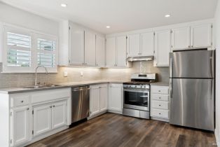 Residential Income, 8 Burgundy way, Yountville, CA 94599 - 3