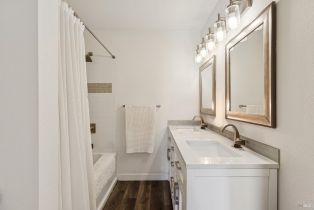 Residential Income, 8 Burgundy way, Yountville, CA 94599 - 8