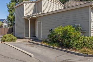 Residential Income, 8 Burgundy way, Yountville, CA 94599 - 11