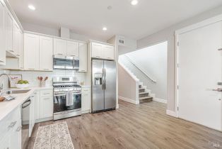 Condominium,  Franz Kafka avenue, Santa Rosa, CA 95404 - 7