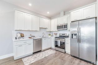 Condominium,  Franz Kafka avenue, Santa Rosa, CA 95404 - 4