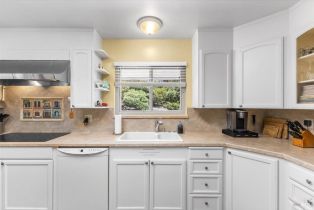 Single Family Residence, Las Casitas court, Santa Rosa, CA 95403 - 5