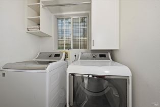 Single Family Residence,  Young court, Napa, CA 94558 - 11